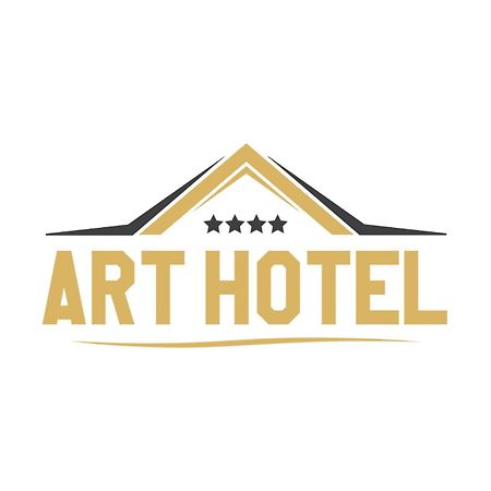Art Hotel יירבאן מראה חיצוני תמונה