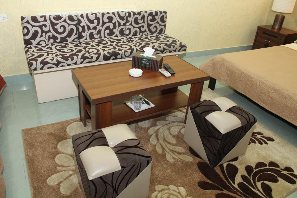 Art Hotel יירבאן חדר תמונה